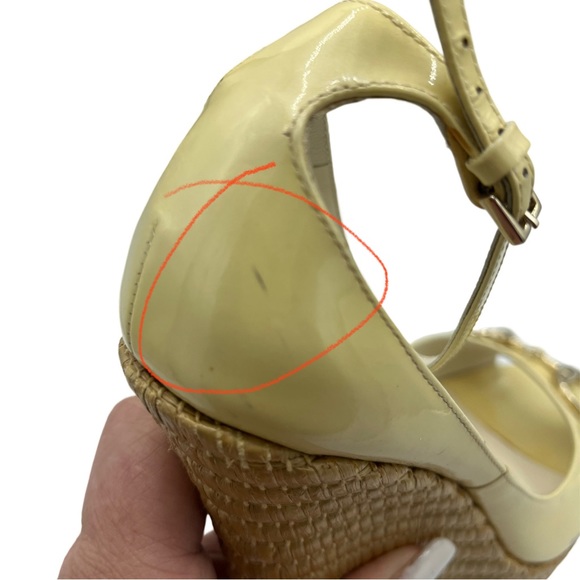 GUCCI ESPADRILLES in PALE YELLOW PATENT LEATHER - Picture 8 of 9